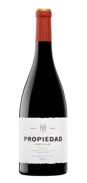 botella vino tinto propiedad