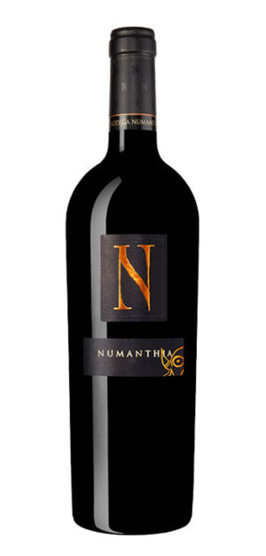 botella vino tinto numanthia